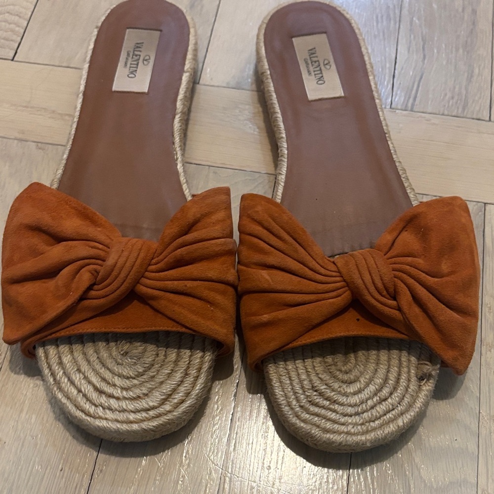 Valentino Garavani Women's Suede Bowtie Slides Sandals size 41 US 10 CRUISEWEAR